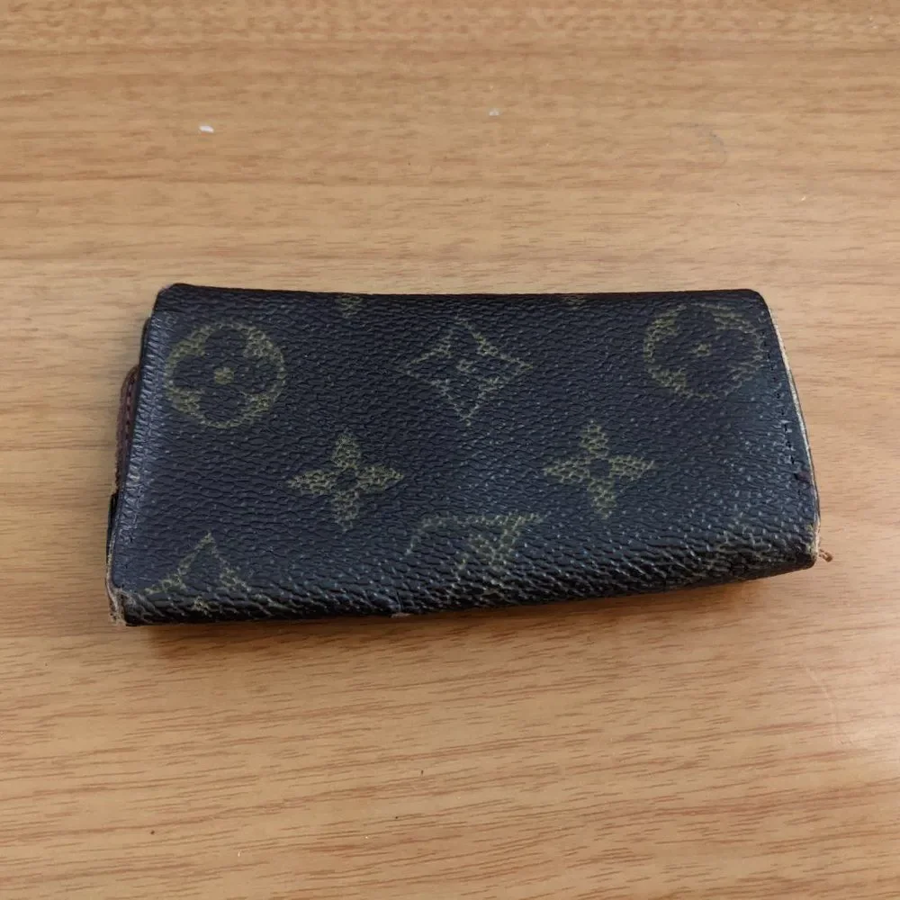 Louis Vuitton Key Holder/Wallet #354💥PRICE DROP💥